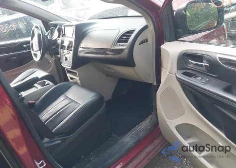 2015 Chrysler Town & Country Touring из США, поврежденный, VIN 2C4RC1BG3FR717568